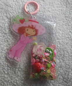 Strawberry Shaker Charm Accessory
